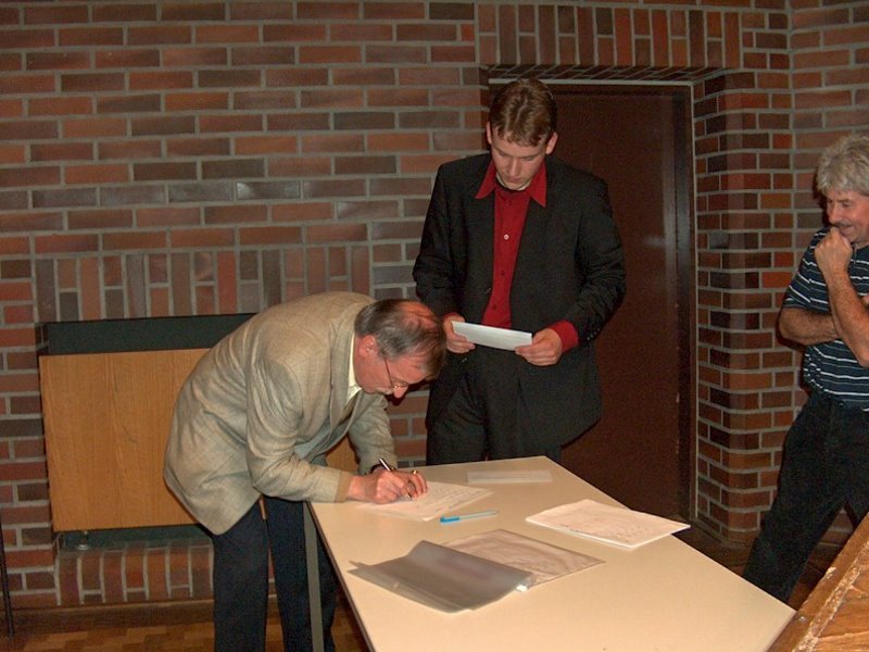 2006003.JPG