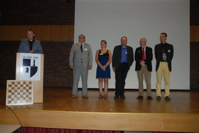 DFBEM2013083